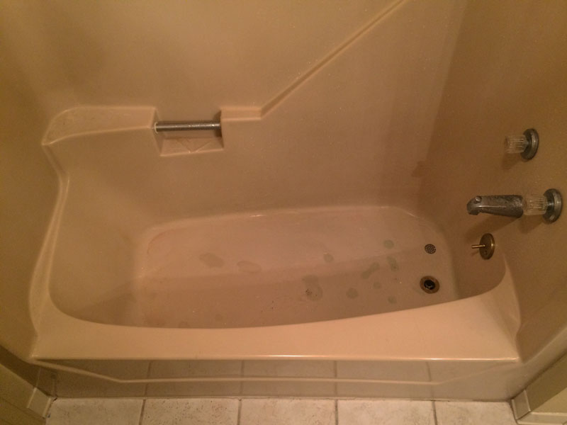 How to fix a Crack Hole in Bathtub - Fiberglass 