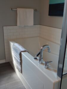 All You Need To Know About Bathtub Repair