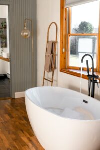 Reglazing Your Old Bathtub