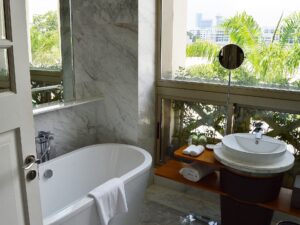 What Bathtub Material is Best For You?